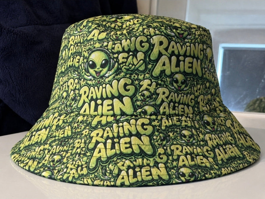 Raving Alien bucket hat